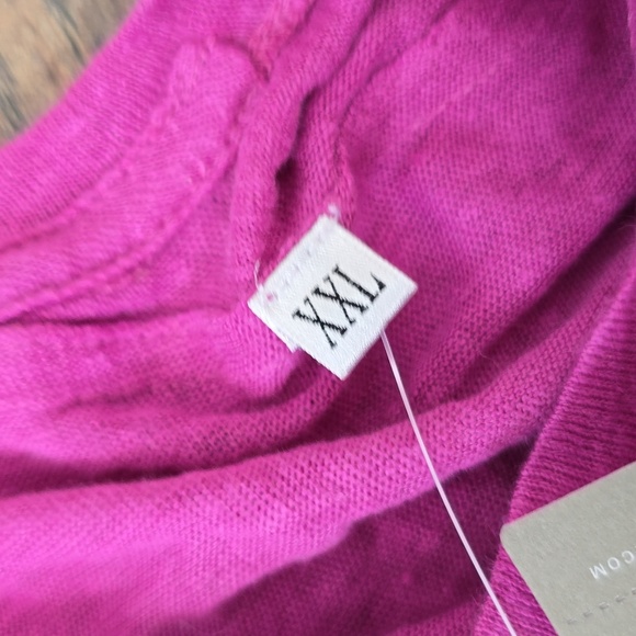 J Crew-roll sleeve side slit linen tee - Picture 5 of 8